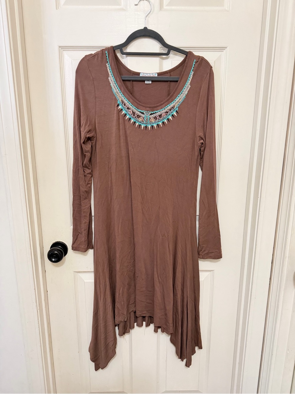 Brown Long-Sleeve Scoop Neck Dress with Turquoise Bead Trim